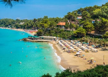 Platis Gialos Beach in Kefalonia
