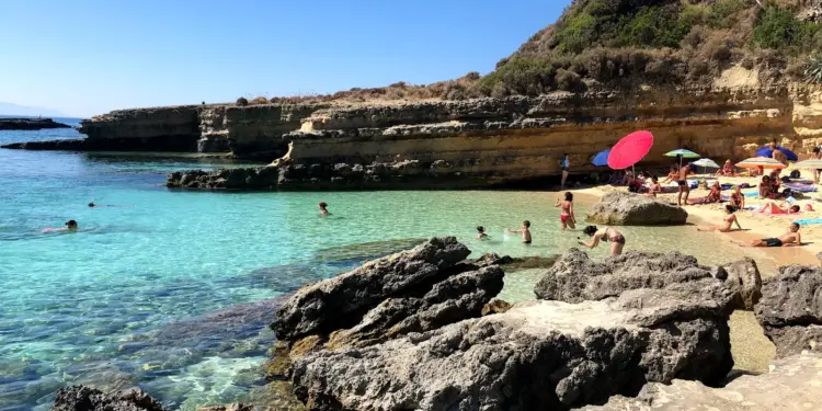 Discover the Scenic Splendor and Lively Traditions of Pessada Beach